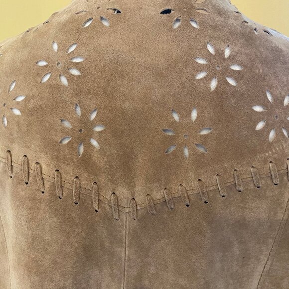 Light as Air Fine Cutwork Suede Jacket, Whipstitched. INC Brand Size Medium - Picture 4 of 4